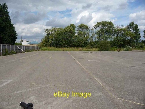 Photo 6x4 abandoned works car - 6x4,